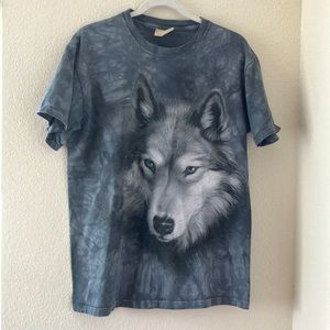 Vintage The Mountain wolf tee shirt